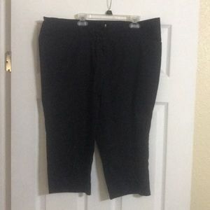 Black Capri dress pant